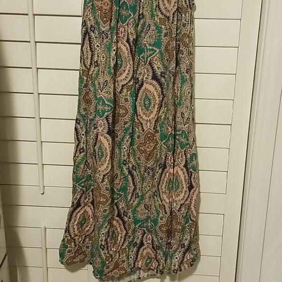 Dress - Picture 4 of 4